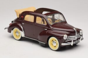 Renault 4CV Gesztenyebarna Solido 1:18 8048 Fém – 4. kép a 6-ből