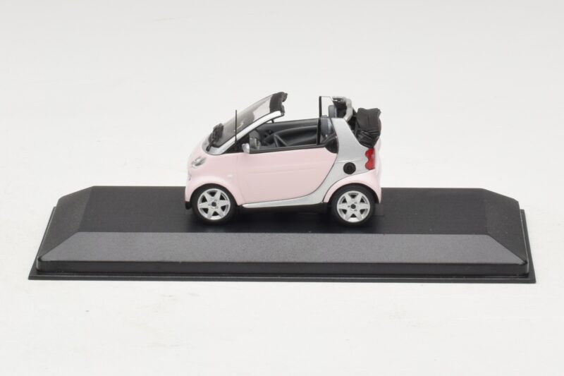 Smart Fortwo 450 Kabrió Fehér Legally Blonde 2 Csere Doboz Minichamps 1:43 402173900-R1 Fém