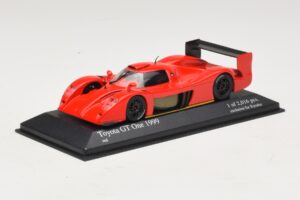 Toyota GT-One TS020 Street Piros Minichamps 1:43 433991603 Fém – 2. kép a 5-ből