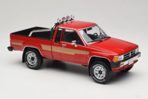 Toyota Hilux N50 Xtra Cab 4x4 Piros KK-Scale 1:18 KKDC181562 Fém – 4. kép a 6-ből