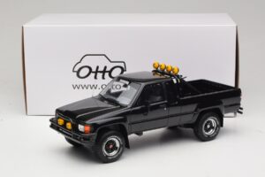 Toyota Hilux N60 SR5 Back to the Future II Fényes Fekete Otto 1:18 OT481 Gyanta – 6. kép a 6-ből