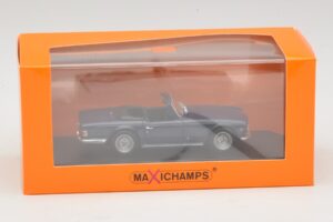 Triumph TR6 Sötétkék Maxichamps 1:43 940132570 Fém – 5. kép a 5-ből