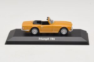 Triumph TR6 Narancssárga Maxichamps 1:43 940132571 Fém