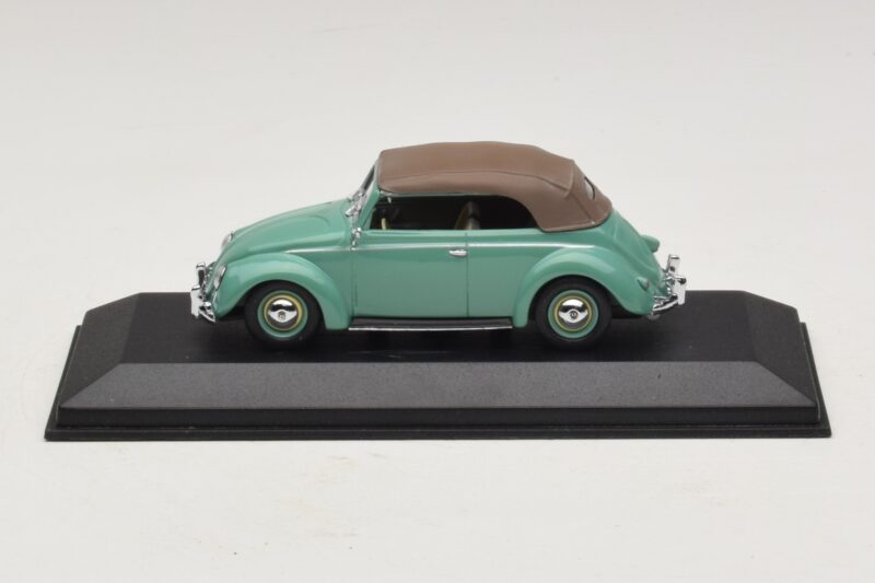 Volkswagen 1200 Kabrió Puhatető Zöld Minichamps 1:43 Volkswagen 1200 Kabrió Puhatető Zöld Minichamps 1:43 430052042 Fém