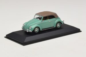 Volkswagen 1200 Kabrió Puhatető Zöld Minichamps 1:43 430052042 Fém – 2. kép a 5-ből