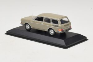 Volkswagen 411 LE Variant Savanna Beige Minichamps 1:43 400051114 Fém – 3. kép a 5-ből