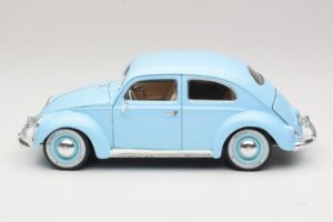 Volkswagen Bogár Kék Bburago 1:18 3381 Fém – 4. kép a 8-ből