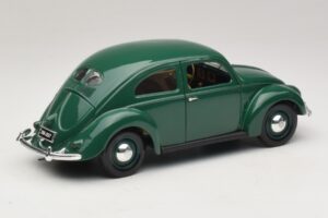 Volkswagen Beetle Zöld Maisto 1:18 32820 Fém – 3. kép a 8-ből