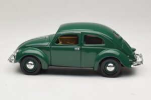 Volkswagen Beetle Zöld Maisto 1:18 32820 Fém – 4. kép a 8-ből