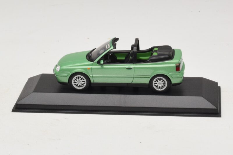 Volkswagen Golf Mk4 Kabrió Zöld Metál Minichamps 1:43 430058335 Fém