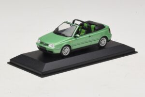 Volkswagen Golf Mk4 Kabrió Zöld Metál Minichamps 1:43 430058335 Fém – 2. kép a 5-ből