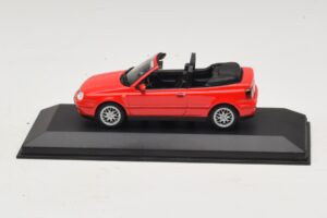 Volkswagen Golf Mk4 Kabrió Piros Kereskedői Kiadás Minichamps 1:43 GOLF006 Fém