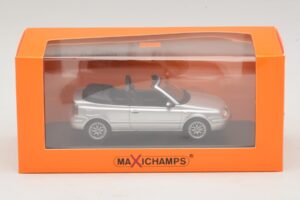 Volkswagen Golf Mk4 Kabrió Ezüst Maxichamps 1:43 940058331 Fém – 5. kép a 5-ből