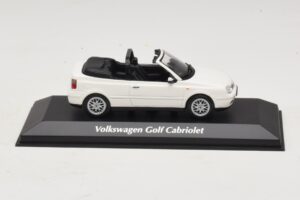Volkswagen Golf Mk4 Kabrió Fehér Maxichamps 1:43 940058330 Fém