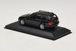 Volkswagen Golf Mk4 Variant Sport Highline BBS Edition Fekete Minichamps 1:43 GOLF008 Fém – 3. kép a 5-ből
