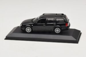 Volkswagen Golf Mk4 Variant Sport Highline BBS Edition Fekete Pótdoboz Minichamps 1:43 GOLF008-R1 Fém