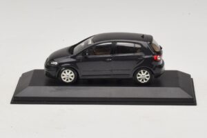 Volkswagen Golf Plus Mk5 Fekete Minichamps 1:43 GOLF007 Fém