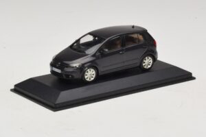 Volkswagen Golf Plus Mk5 Fekete Minichamps 1:43 GOLF007 Fém – 2. kép a 5-ből
