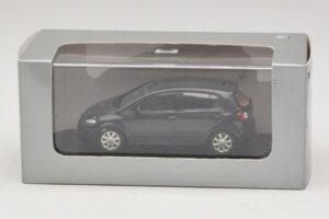 Volkswagen Golf Plus Mk5 Fekete Minichamps 1:43 GOLF007 Fém – 5. kép a 5-ből