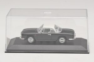 Volkswagen Karmann Ghia Fekete fehér tetővel Minichamps 1:43 430050224 Fém – 4. kép a 5-ből