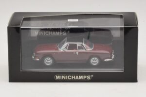 Volkswagen Karmann Ghia Piros Fekete Tetővel Minichamps 1:43 GHIA002 Fém – 5. kép a 5-ből