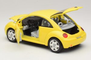 Volkswagen New Beetle A4 Sárga Bburago 1:18 3302 Fém – 5. kép a 8-ből