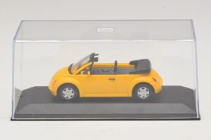 Volkswagen New Beetle Kabrió Sárga Minichamps 1:43 BEETLE002 Fém – 4. kép a 5-ből