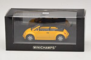 Volkswagen New Beetle Kabrió Sárga Minichamps 1:43 BEETLE002 Fém – 5. kép a 5-ből