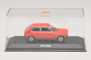 Volkswagen Polo Mk1 Piros Maxichamps 1:43 940050500 Fém – 4. kép a 5-ből