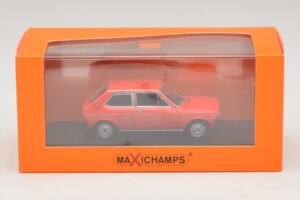 Volkswagen Polo Mk1 Piros Maxichamps 1:43 940050500 Fém – 5. kép a 5-ből