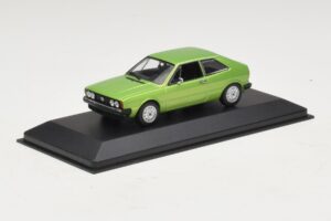 Volkswagen Scirocco Mk1 Zöld Metál Csere Doboz Maxichamps 1:43 940050420-R1 Fém – 2. kép a 5-ből