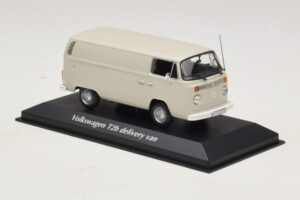 Volkswagen T2b Szállítófurgon Szürke Maxichamps 1:43 940053060 Fém – 3. kép a 5-ből