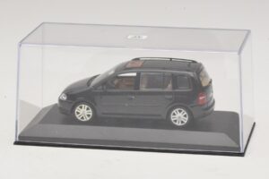 Volkswagen Touran 1T Fekete Minichamps 1:43 TOURAN005 Fém – 4. kép a 5-ből