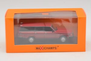 Volvo 240 GL Kombi Piros Maxichamps 1:43 940171410 Diecast – 4. kép a 5-ből