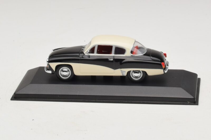 Wartburg A311 Sötétkék Fehér Minichamps 1:43 Wartburg A311 Sötétkék Fehér Minichamps 1:43 WARBURG001 Fém